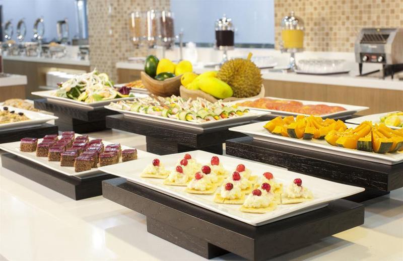 Brown Suites Hotel And Resort Jeju Bagian luar foto